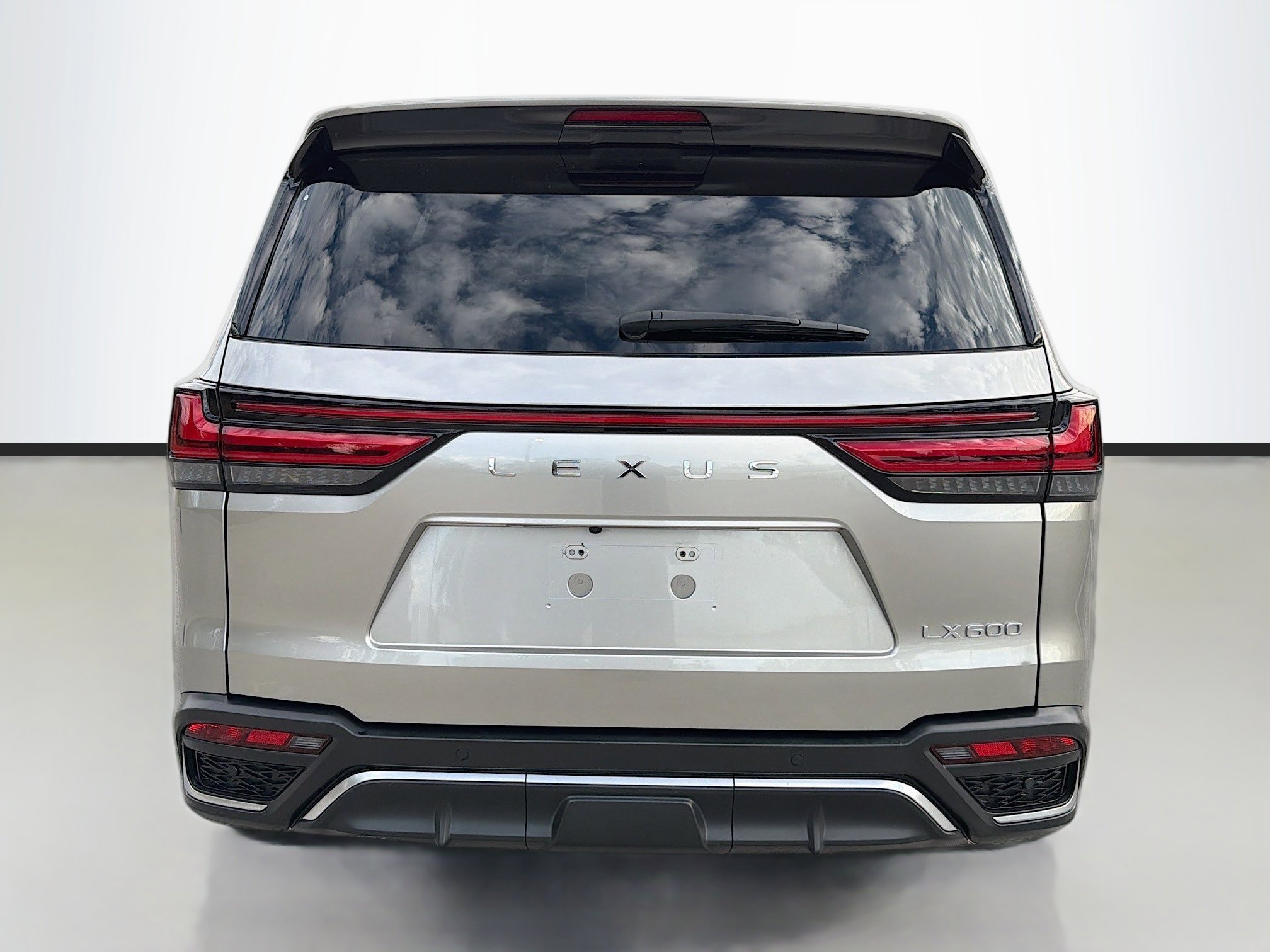 Used 2023 Lexus LX 600 F Sport w/ Accessory Package (A2) image 4