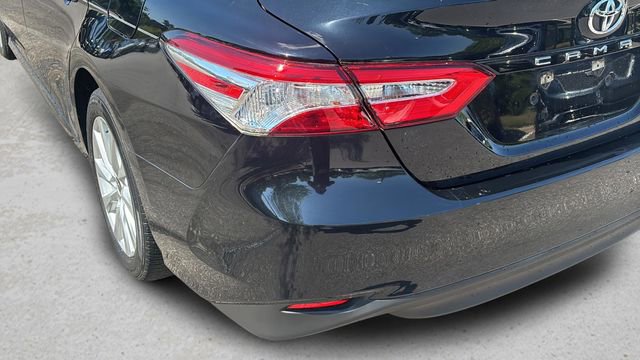 Used 2020 Toyota Camry LE FWD image 33