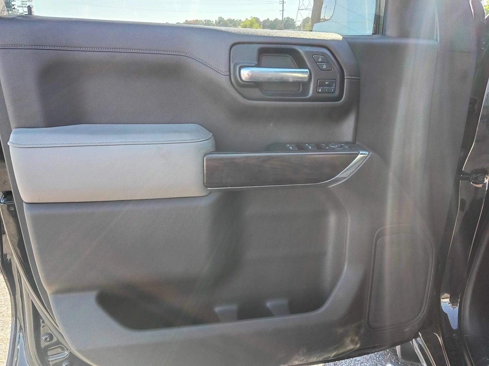 Used 2020 GMC Sierra 1500 SLT w/ SLT Premium Package AWD/4WD image 32