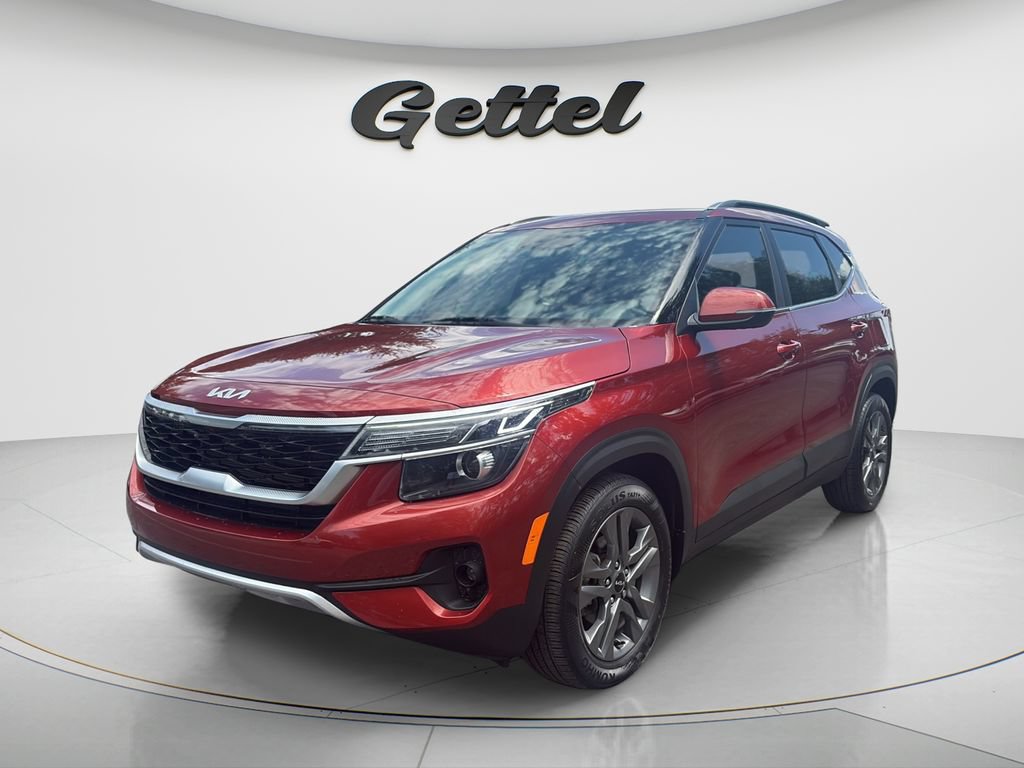 Used 2023 Kia Seltos S FWD image 1
