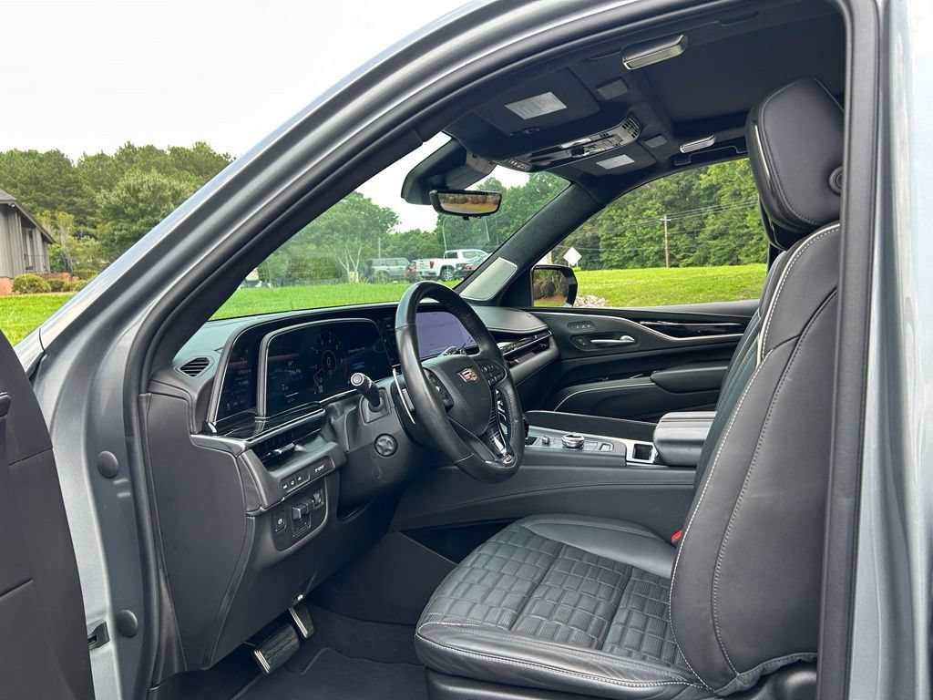 Used 2023 Cadillac Escalade V AWD/4WD image 40