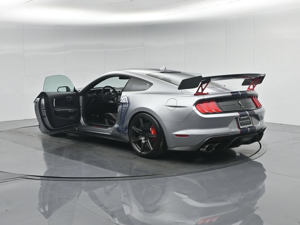 Used 2020 Ford Mustang Shelby GT500 w/ Carbon Fiber Track Pack RWD image 34