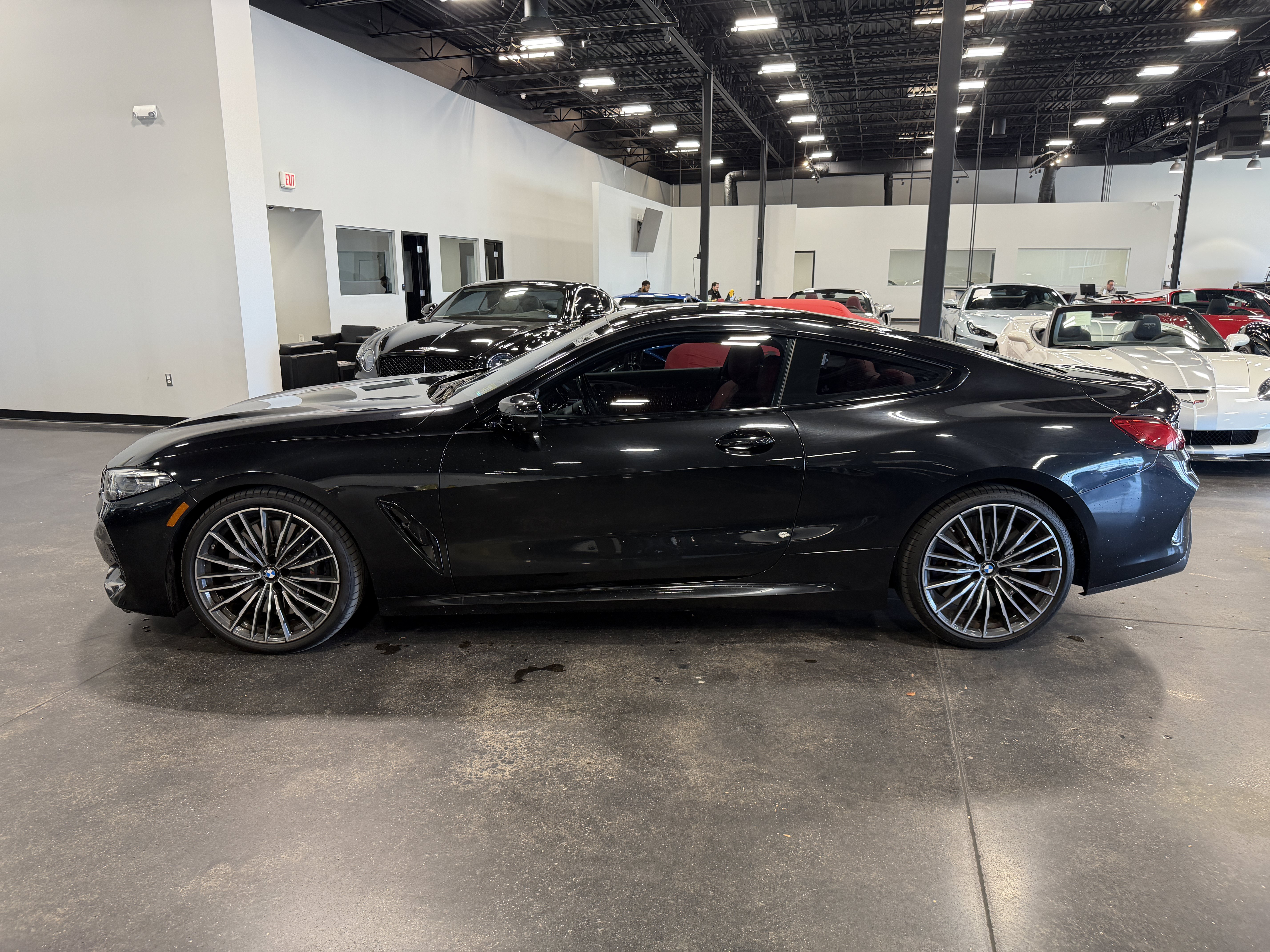 Used 2021 BMW M850i xDrive Coupe AWD/4WD image 4