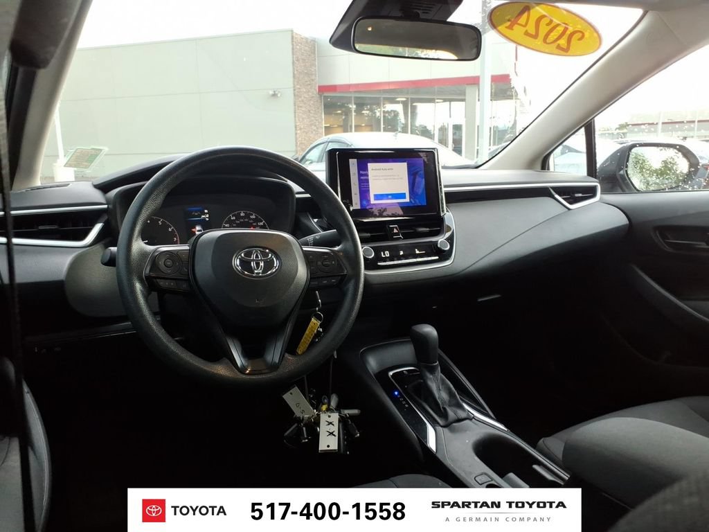 Used 2024 Toyota Corolla LE FWD image 13
