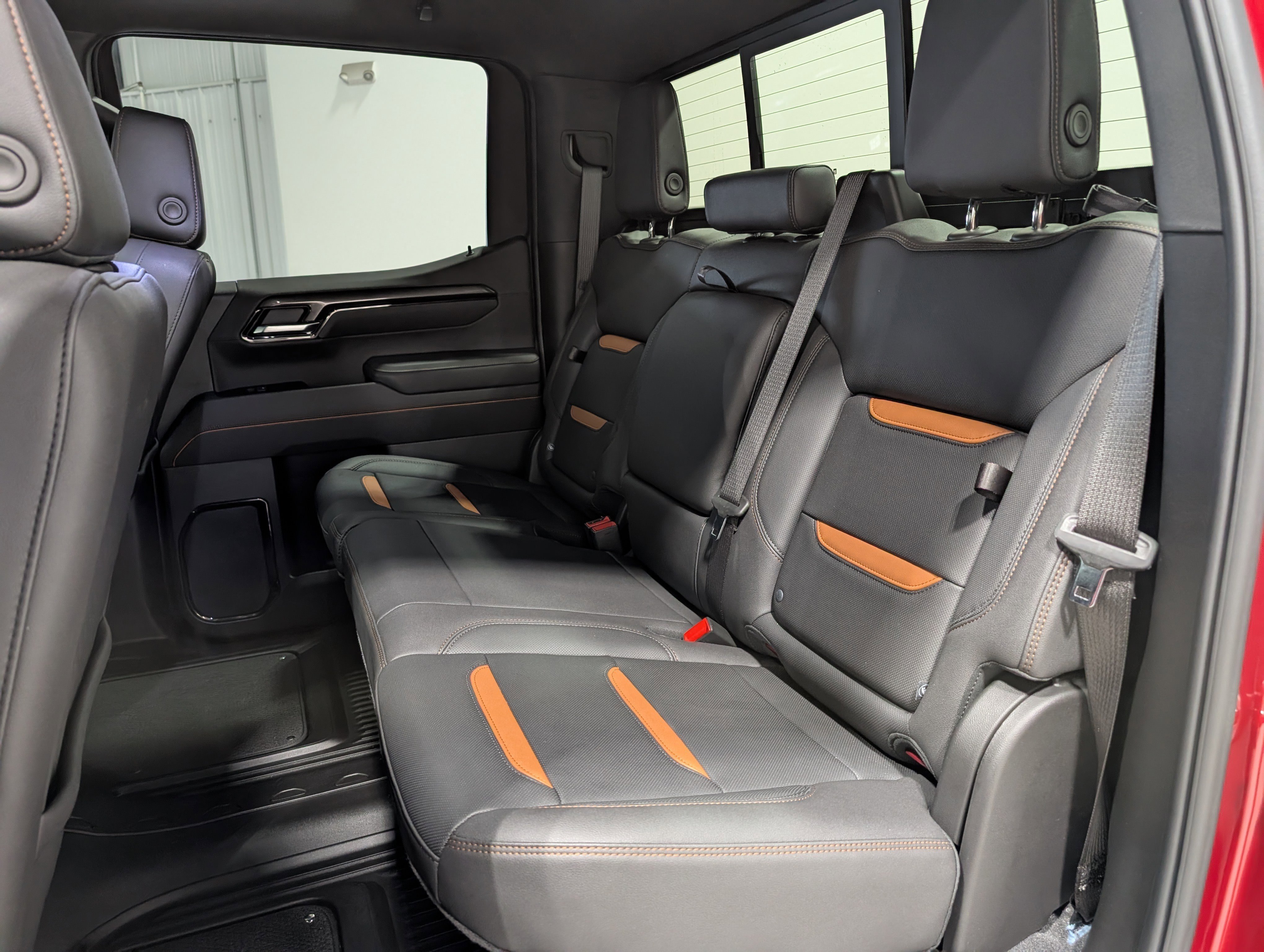 Used 2025 GMC Sierra 1500 AT4 w/ AT4 Premium Package image 15