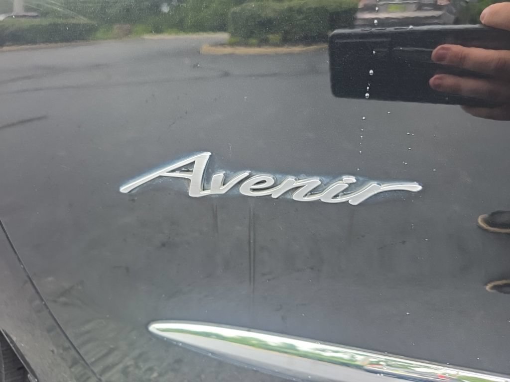 Used 2018 Buick Enclave Avenir w/ Avenir Technology Package AWD/4WD image 5
