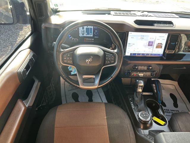Used 2022 Ford Bronco Outer Banks AWD/4WD image 13