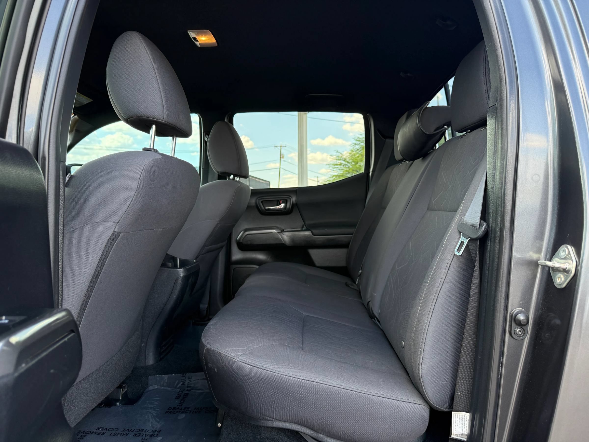 Used 2019 Toyota Tacoma TRD Sport w/ Technology Package RWD image 11