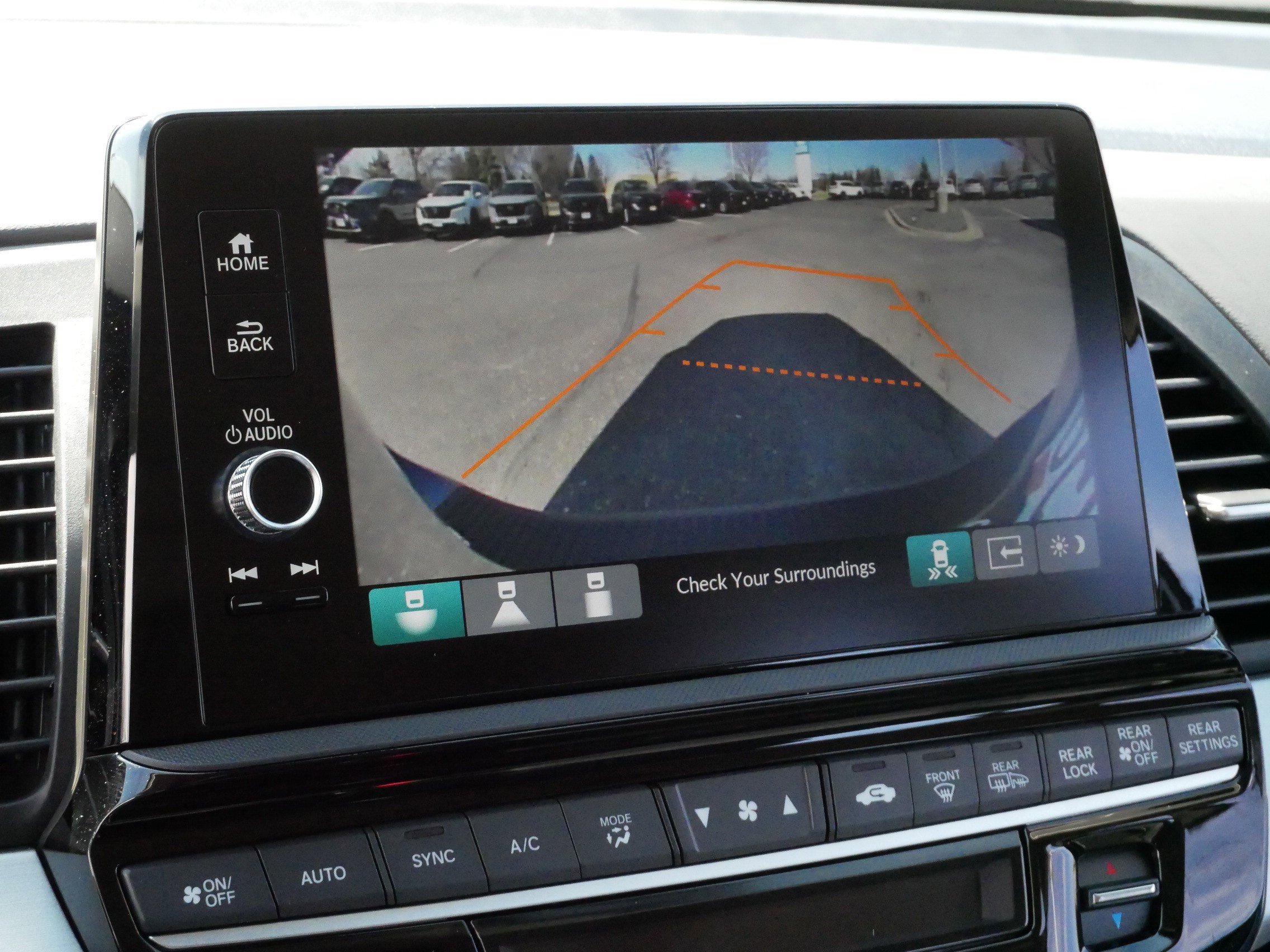 Certified 2026 Honda Odyssey Touring image 30