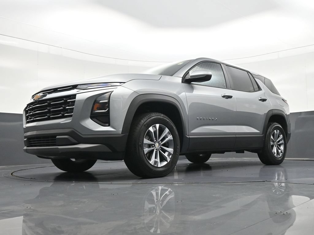 Used 2025 Chevrolet Equinox LT FWD image 25