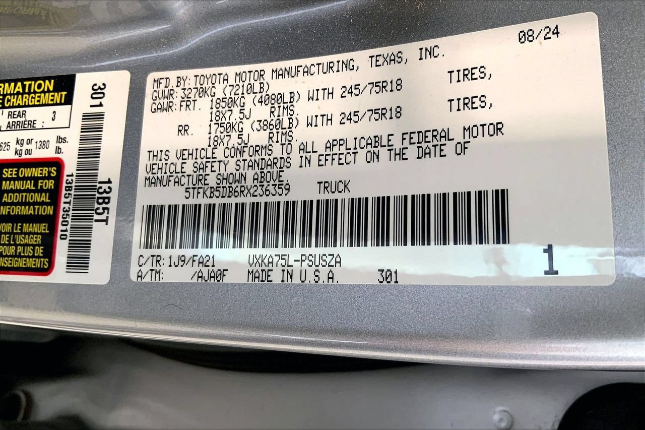 Used 2024 Toyota Tundra SR w/ SR Tow Package AWD/4WD image 8