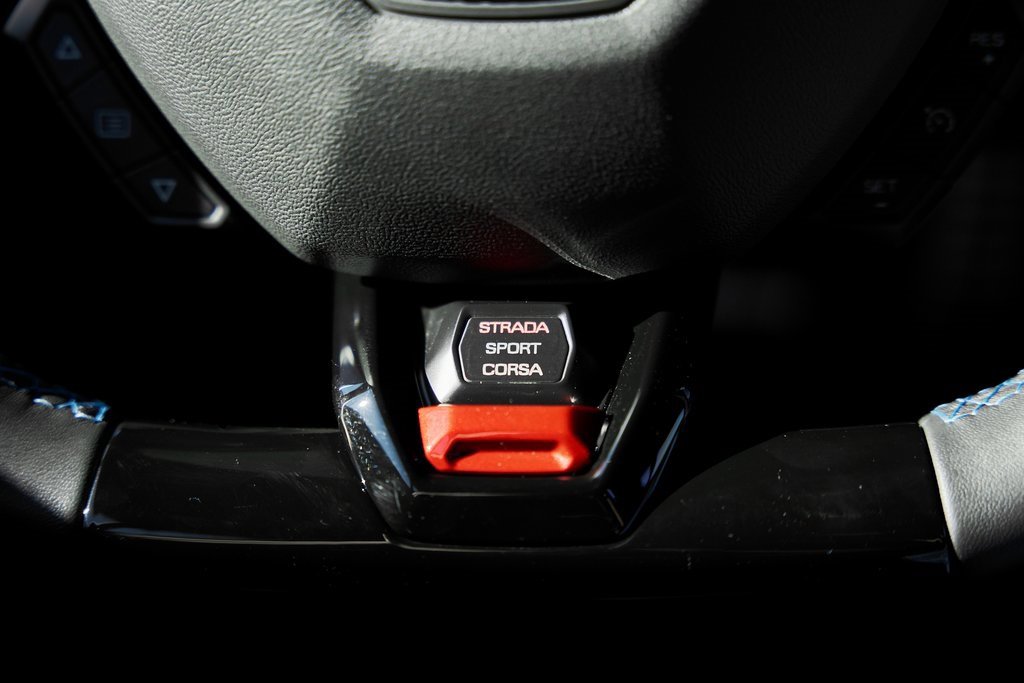 Used 2023 Lamborghini Huracan Tecnica image 47