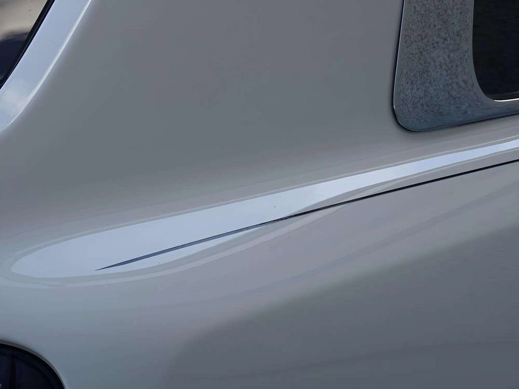 Certified 2025 Rolls-Royce Cullinan AWD/4WD image 14