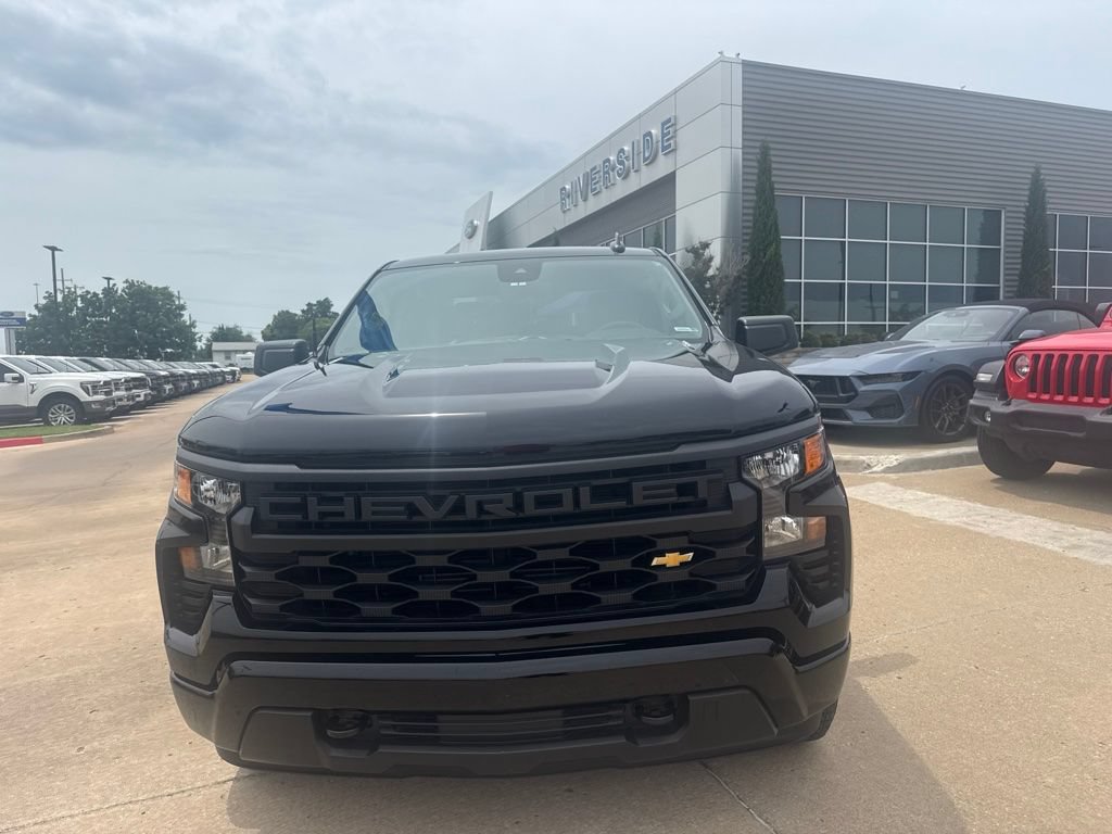 Used 2025 Chevrolet Silverado 1500 Custom AWD/4WD image 7