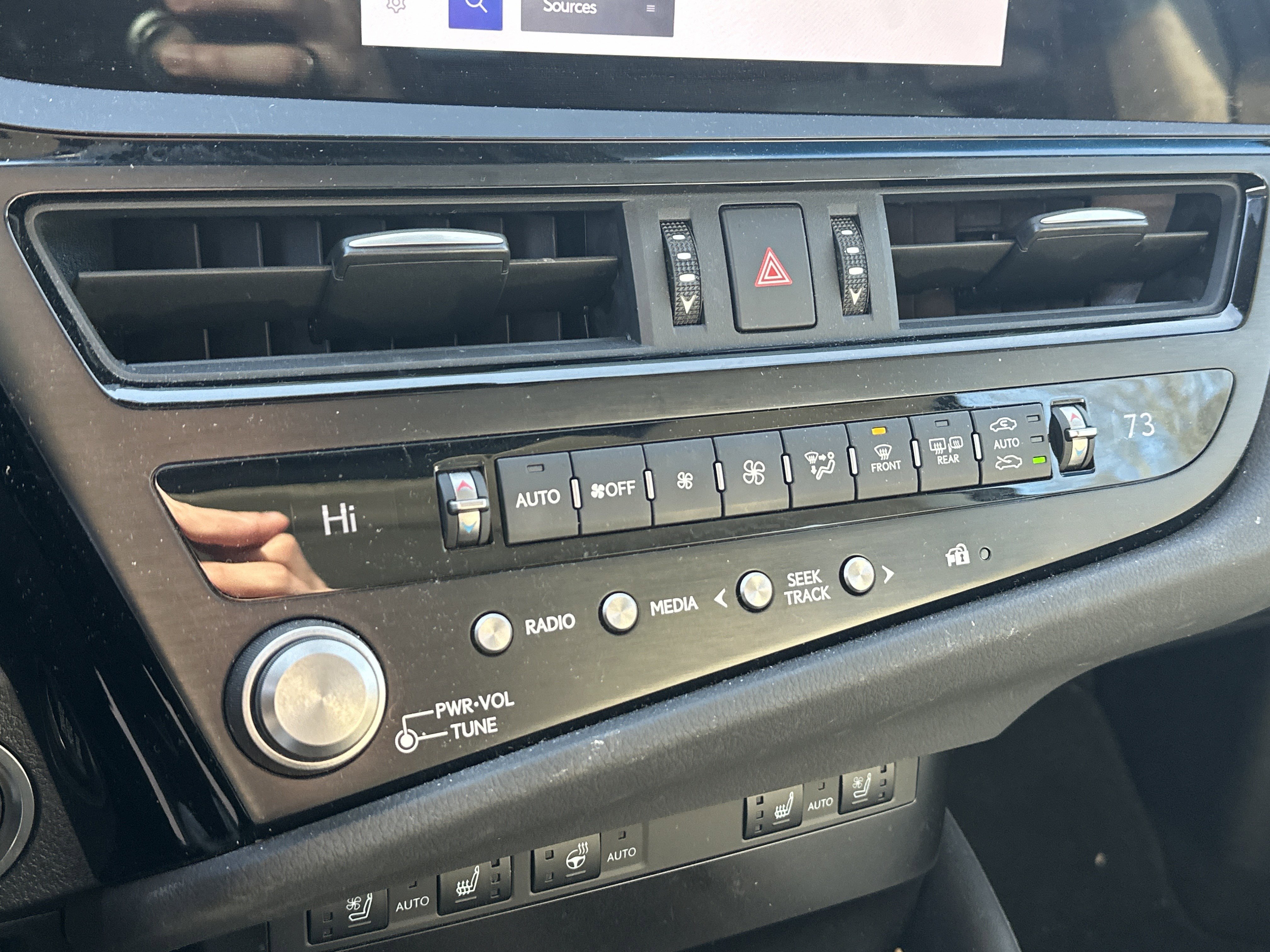 Used 2024 Lexus ES 350 w/ Premium Package image 28