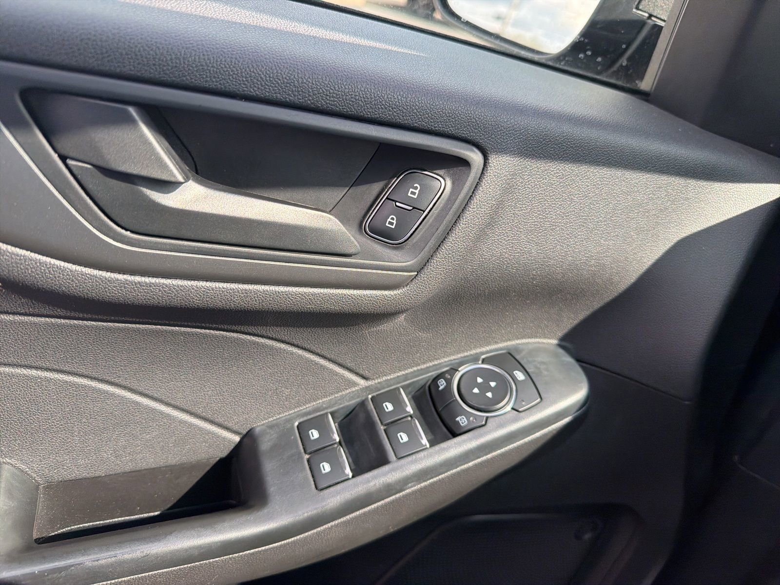 Used 2024 Ford Escape Active FWD image 22