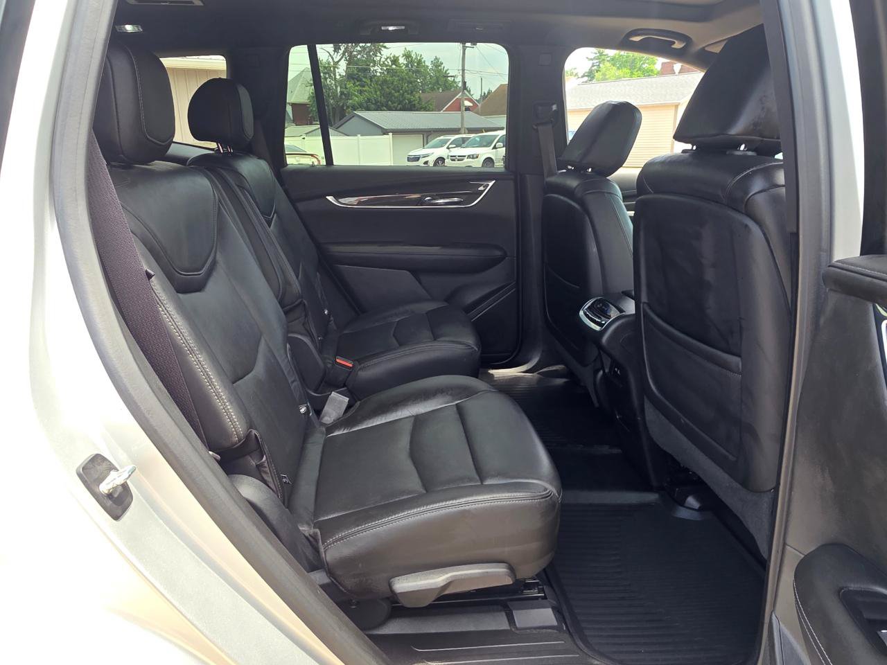 Used 2020 Cadillac XT6 Sport w/ LPO, Floor Liner Package AWD/4WD image 26