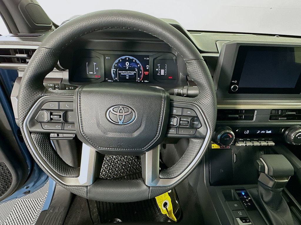 Certified 2026 Toyota Tacoma SR5 w/ SR5 Upgrade Package AWD/4WD image 11