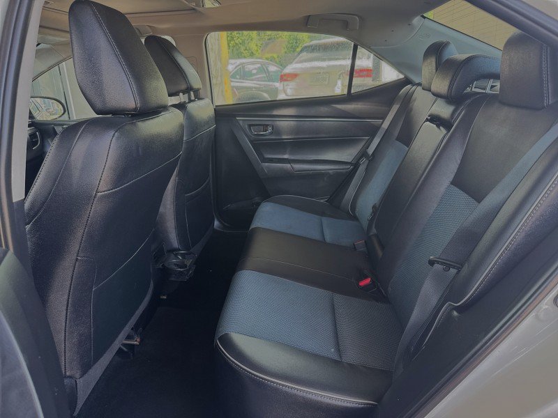 Used 2015 Toyota Corolla S w/ Driver Convenience Package FWD image 30