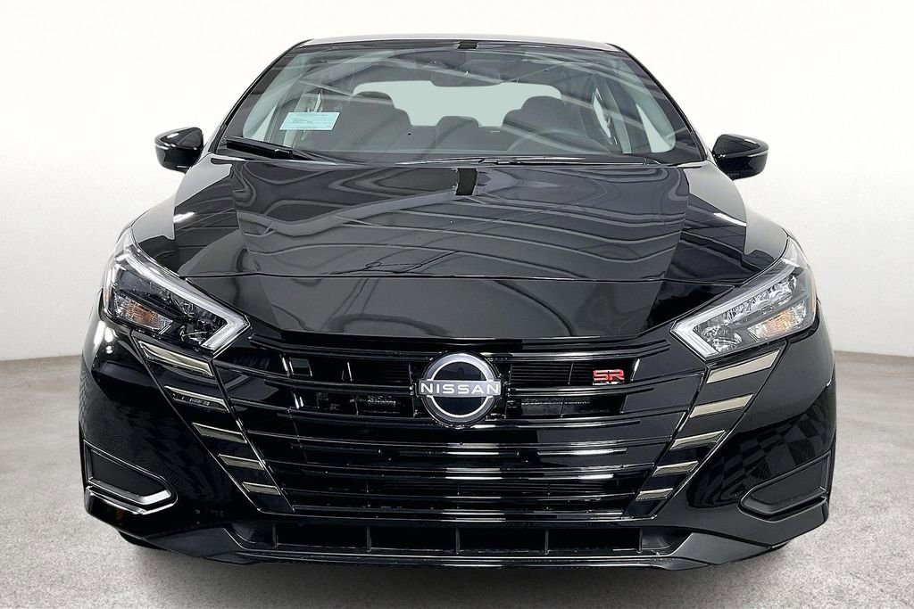 New 2025 Nissan Versa SR w/ Trunk Package image 38