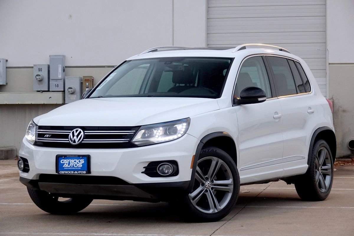 Used 2017 Volkswagen Tiguan Sport image 2