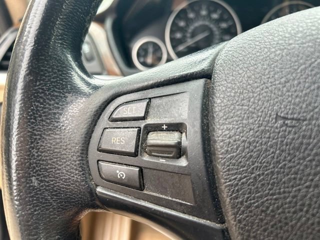 Used 2013 BMW 335i xDrive Sedan AWD/4WD image 18