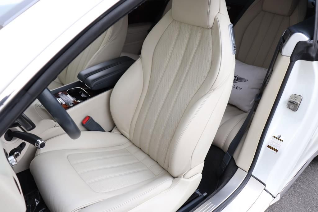 Used 2014 Bentley Continental GT image 21