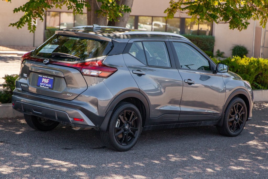 Used 2023 Nissan Kicks SV image 5