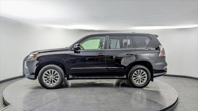 Used 2016 Lexus GX 460 w/ Premium Package image 3