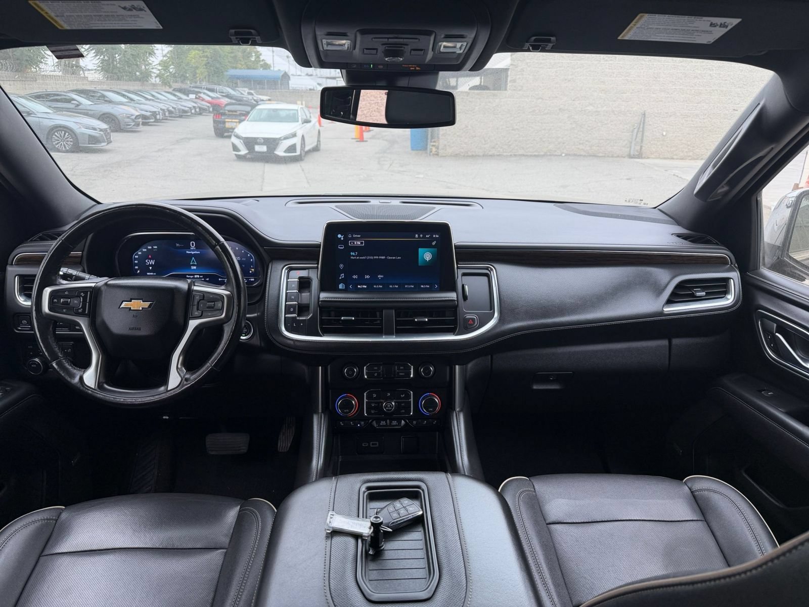 Used 2023 Chevrolet Suburban Premier AWD/4WD image 36