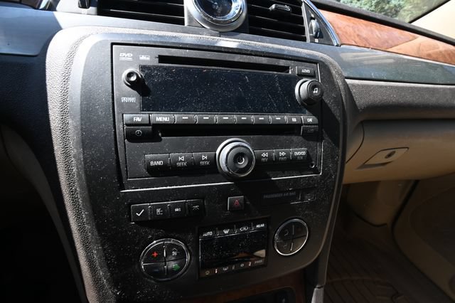 Used 2012 Buick Enclave Leather AWD/4WD image 12