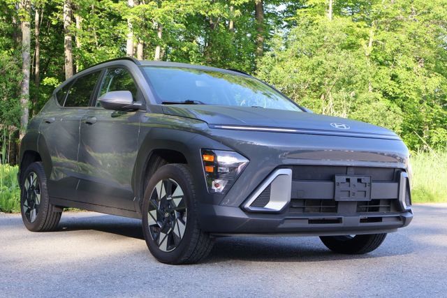 Used 2024 Hyundai Kona SEL AWD/4WD image 5