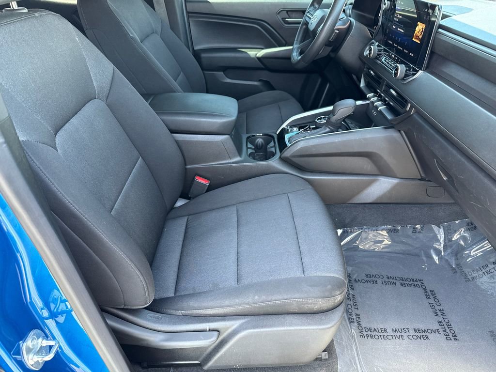 Used 2024 Chevrolet Colorado Trail Boss w/ Technology Package AWD/4WD image 13