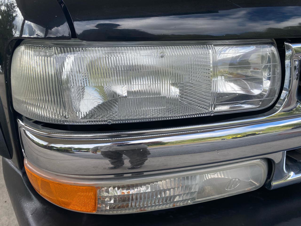 Used 2003 Chevrolet Tahoe LT AWD/4WD image 33