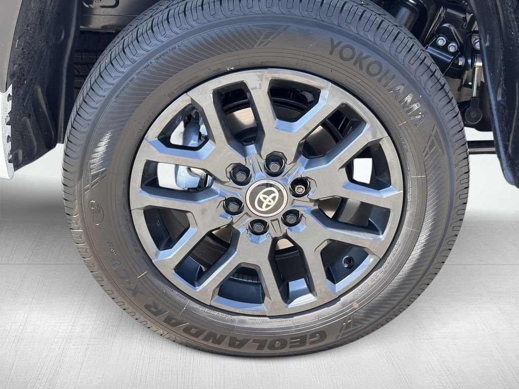 Used 2026 Toyota Tundra Platinum AWD/4WD image 14