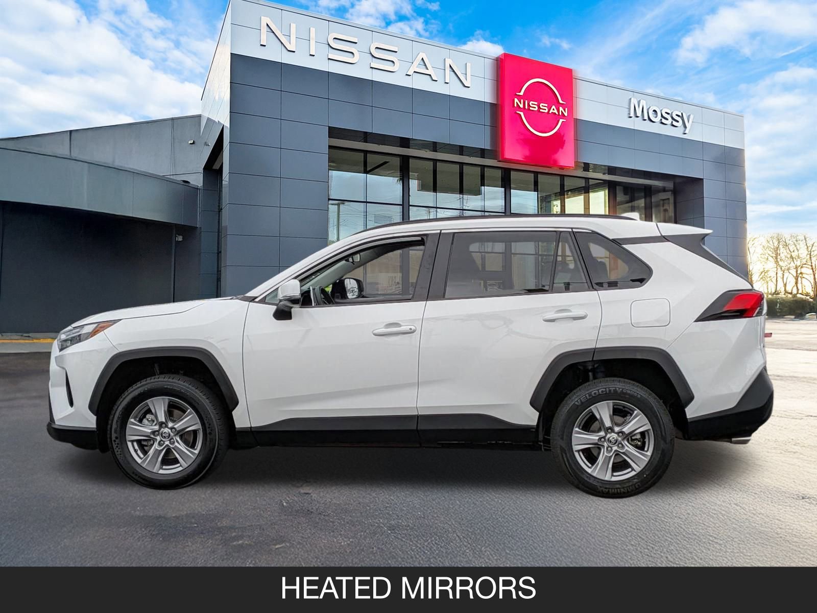 Used 2024 Toyota RAV4 XLE image 5