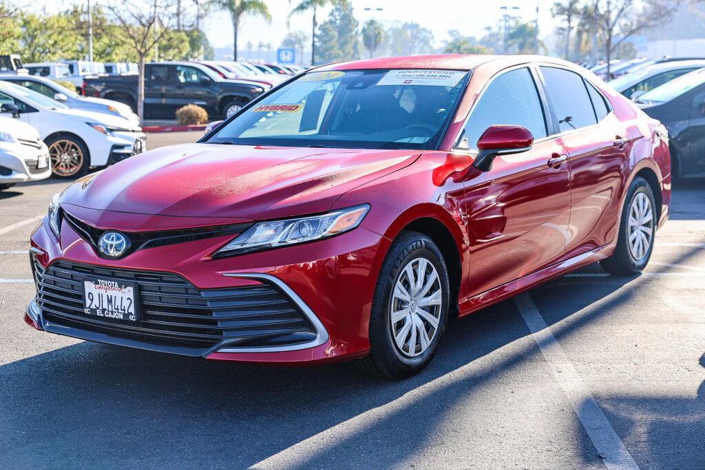 Certified 2024 Toyota Camry LE image 17
