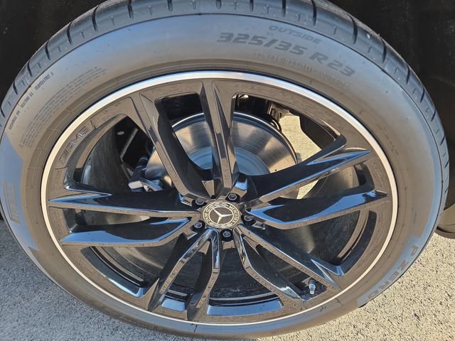 New 2026 Mercedes-Benz GLS 450 4MATIC image 32