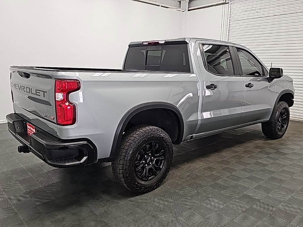 Used 2024 Chevrolet Silverado 1500 ZR2 image 8