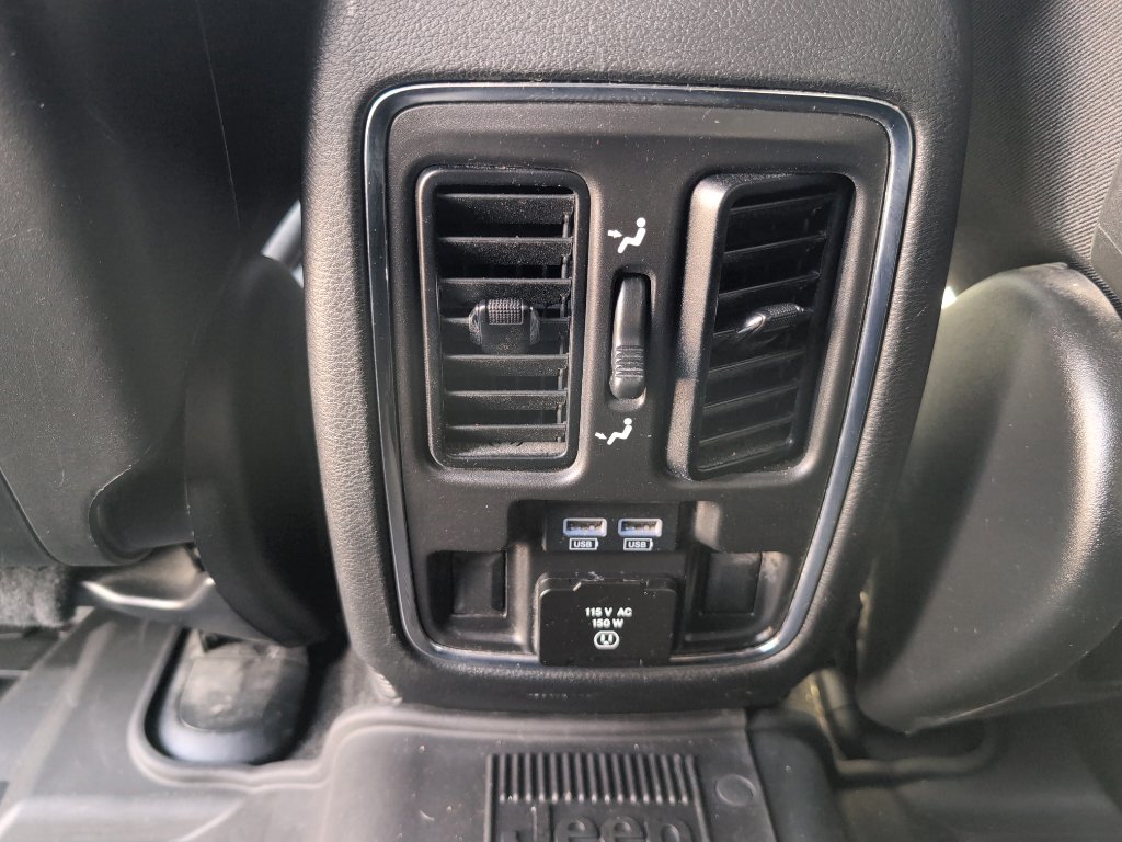 Used 2021 Jeep Grand Cherokee Limited w/ Quick Order Package 2GK 80th image 28