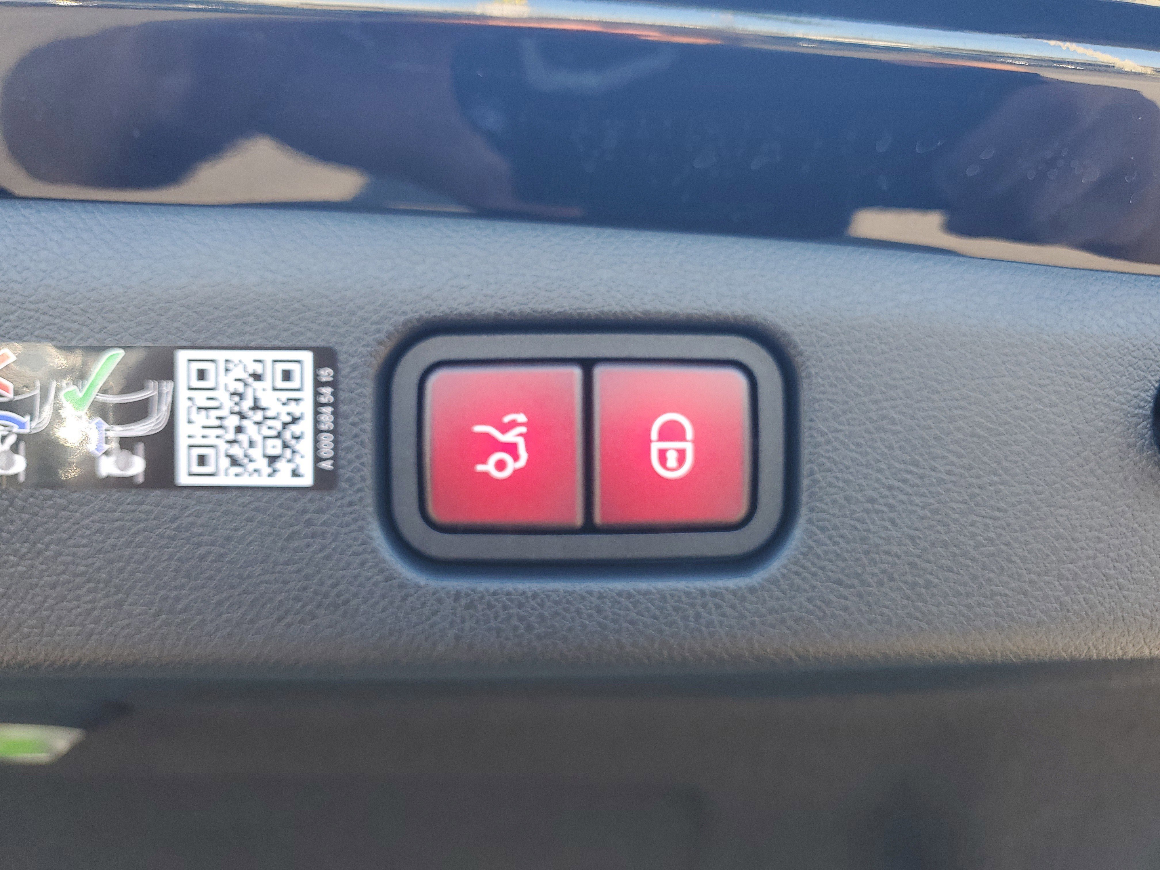 Used 2026 Mercedes-Benz E 350 Sedan image 10
