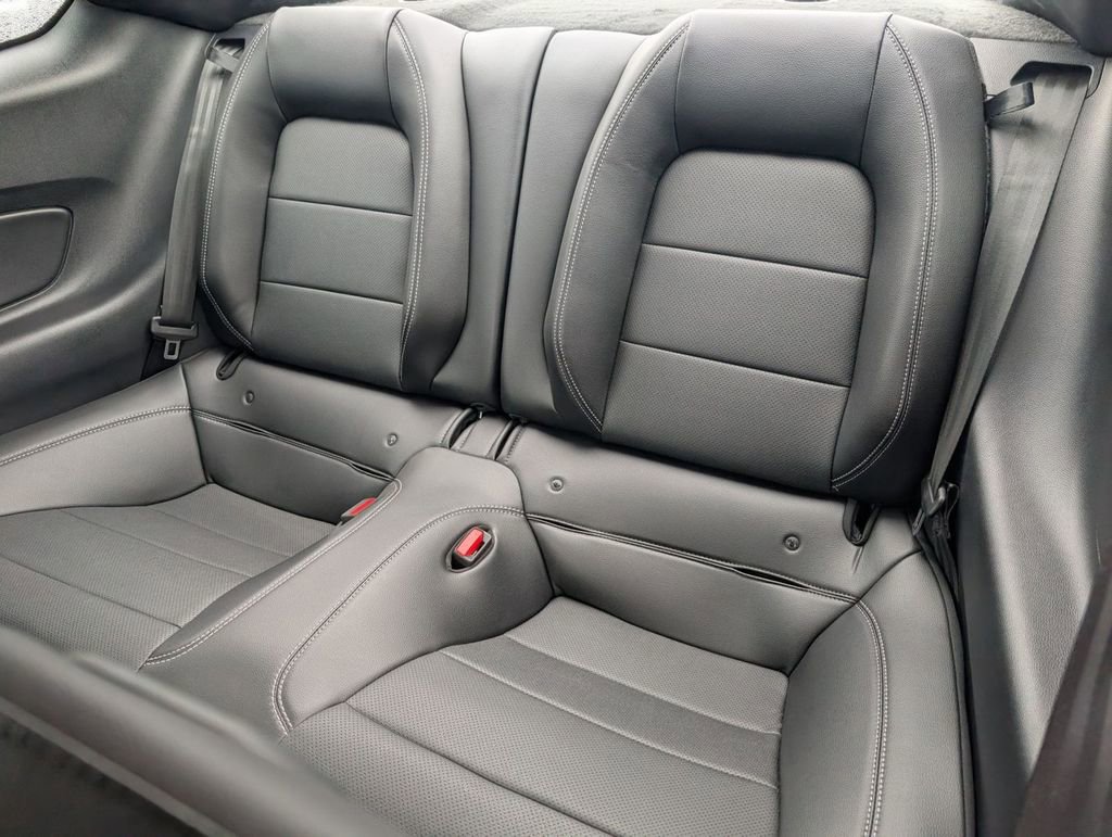 Used 2022 Ford Mustang GT Premium image 41