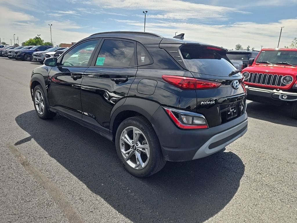 Used 2023 Hyundai Kona SEL AWD/4WD image 4