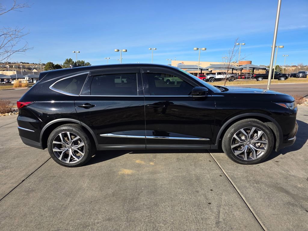 Used 2024 Acura MDX SH-AWD w/ Technology Package image 9