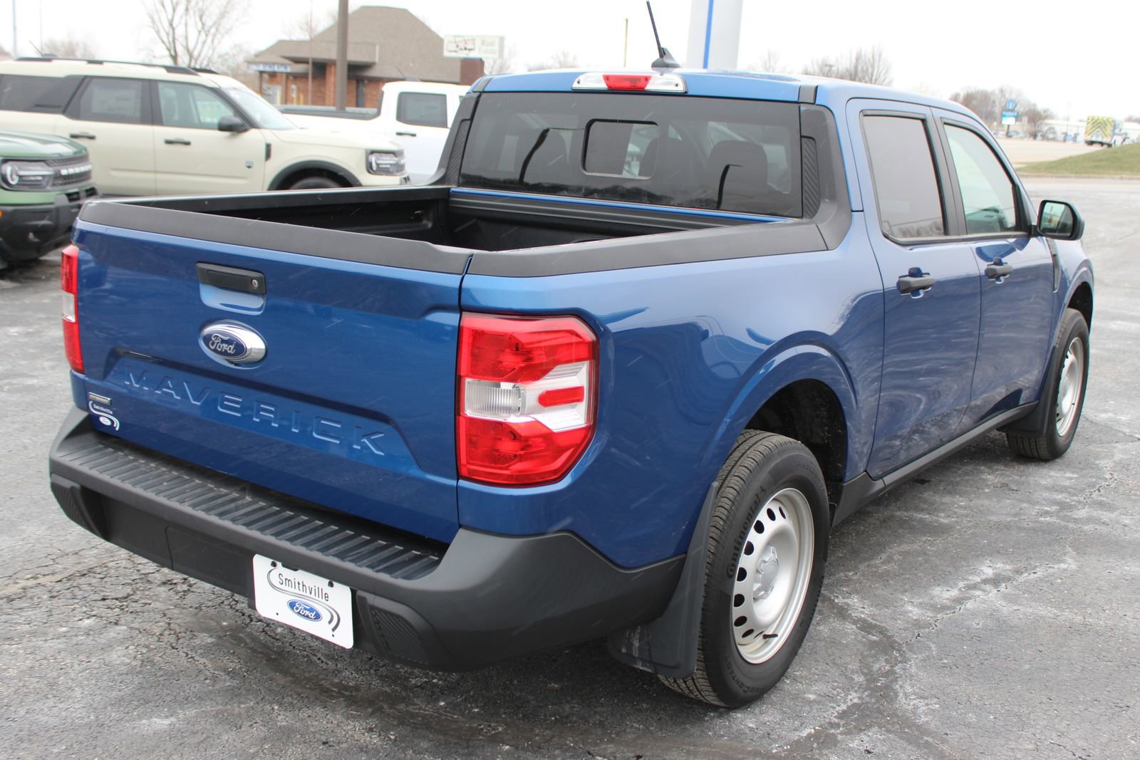 Used 2023 Ford Maverick XL image 7