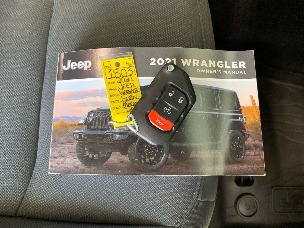 Used 2021 Jeep Wrangler Unlimited Sahara image 30