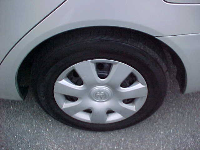 Used 2002 Toyota Camry LE w/ Pkg 2 FWD image 5