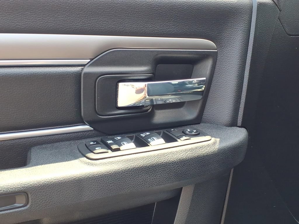 Certified 2022 RAM 1500 Warlock w/ Electronics Group AWD/4WD image 4