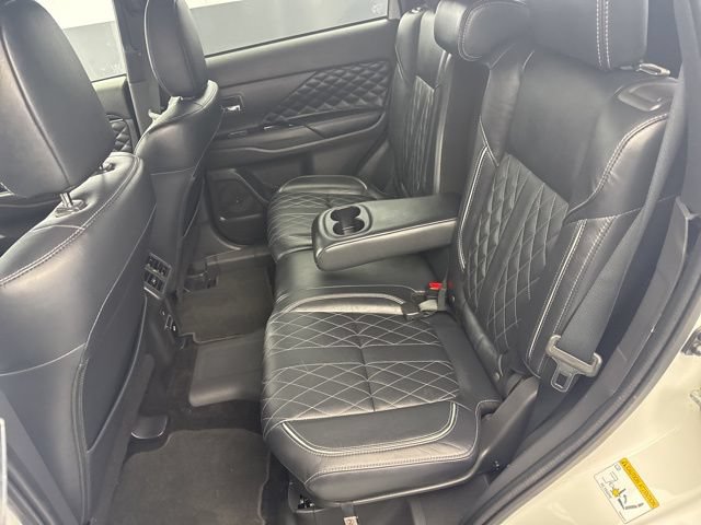 Used 2021 Mitsubishi Outlander GT AWD/4WD image 38