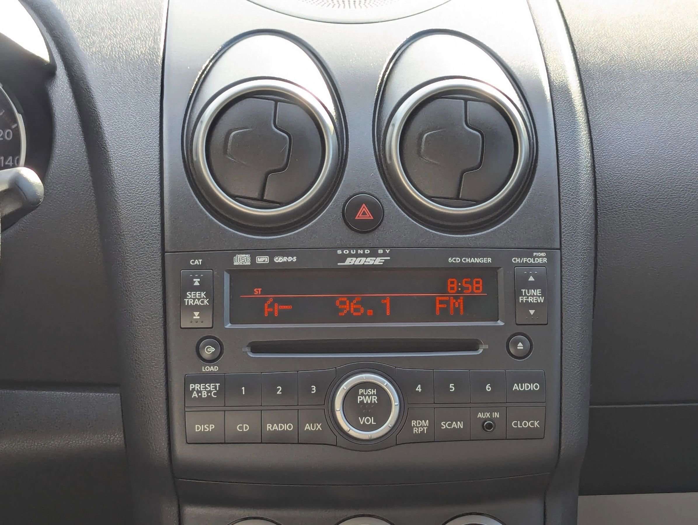 Used 2008 Nissan Rogue SL w/ Premium Pkg image 13